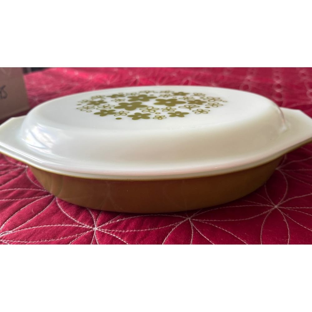 Vintage Pyrex Olive Green Daisy Divided Casserole Dish with Lid 1‎ Quart